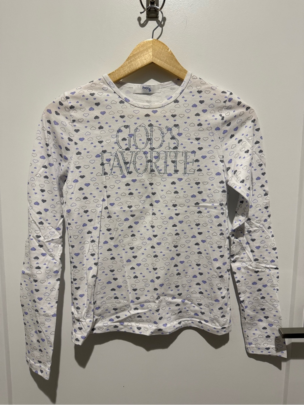Gucci - Praying - White Long Sleeve Tee with Heart Print